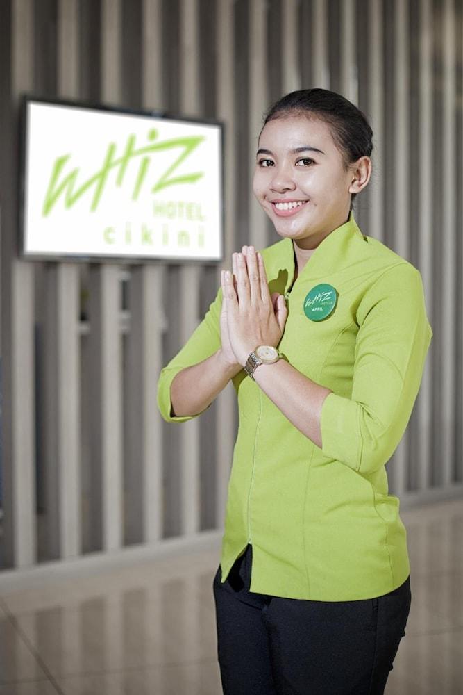 Whiz Hotel Cikini Jakarta Eksteriør billede